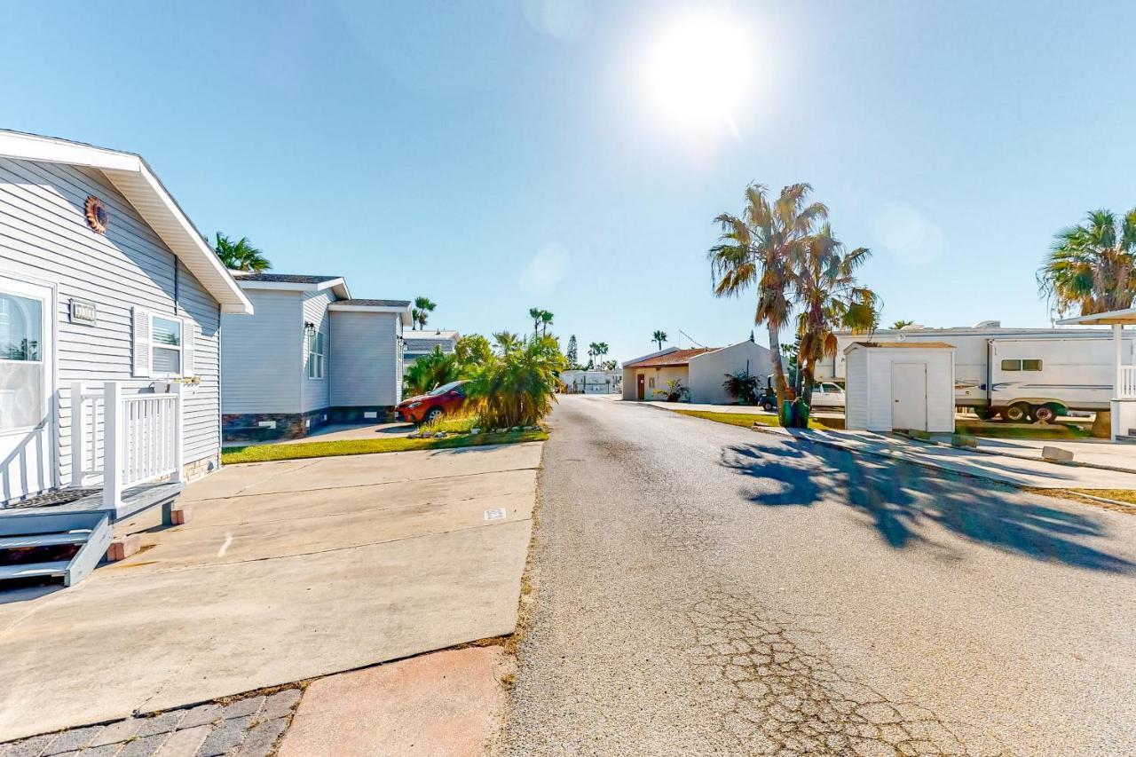 Long Island Village Unit 638 Sand Dollar Drive Порт Изабел Екстериор снимка